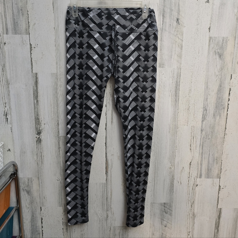 Geometric Black White And Gray Leggings Womens Size L/XL Unbranded